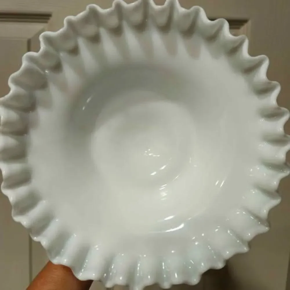 Milk glass ruffled edge grape leaf footed bowl